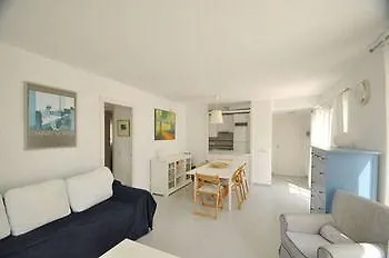 Hello Apartments Sitges Aiguadolc